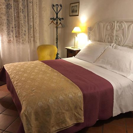 Alex Home Florence Luaran gambar