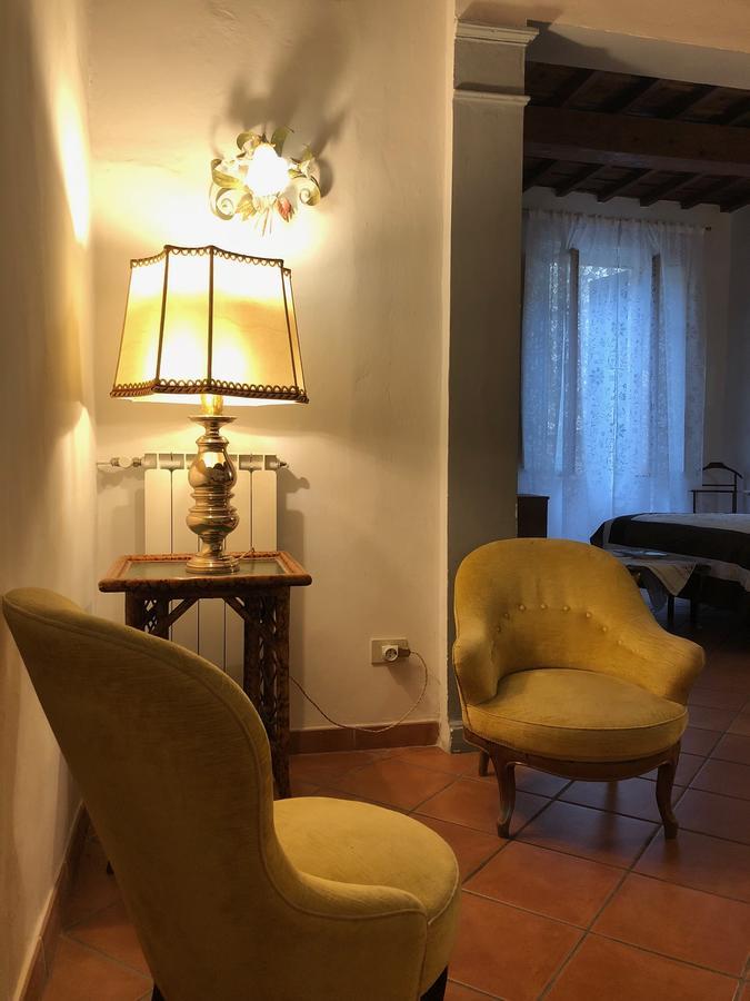 Alex Home Florence Luaran gambar