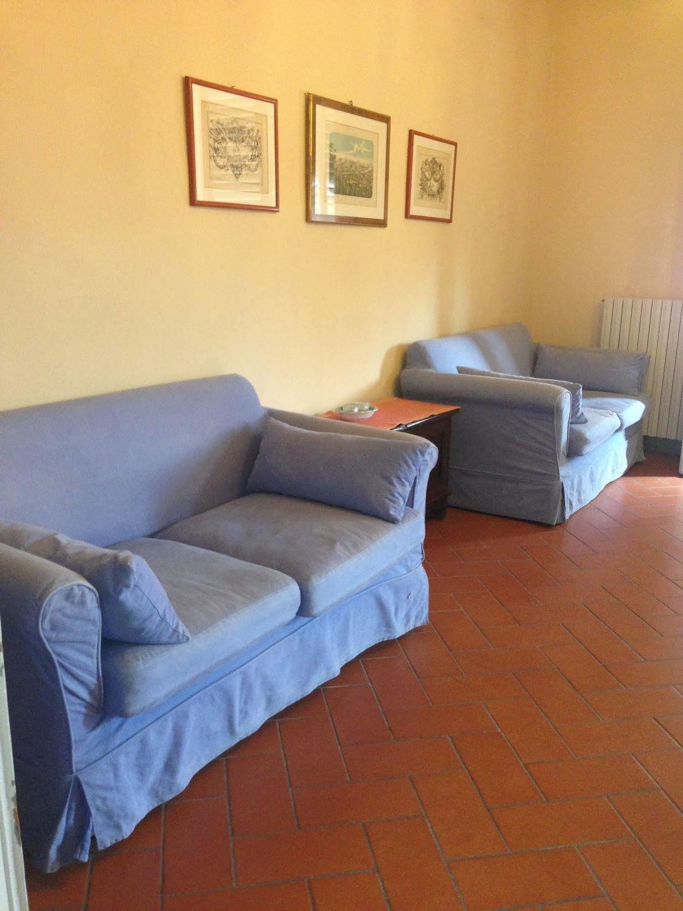Alex Home Florence Luaran gambar