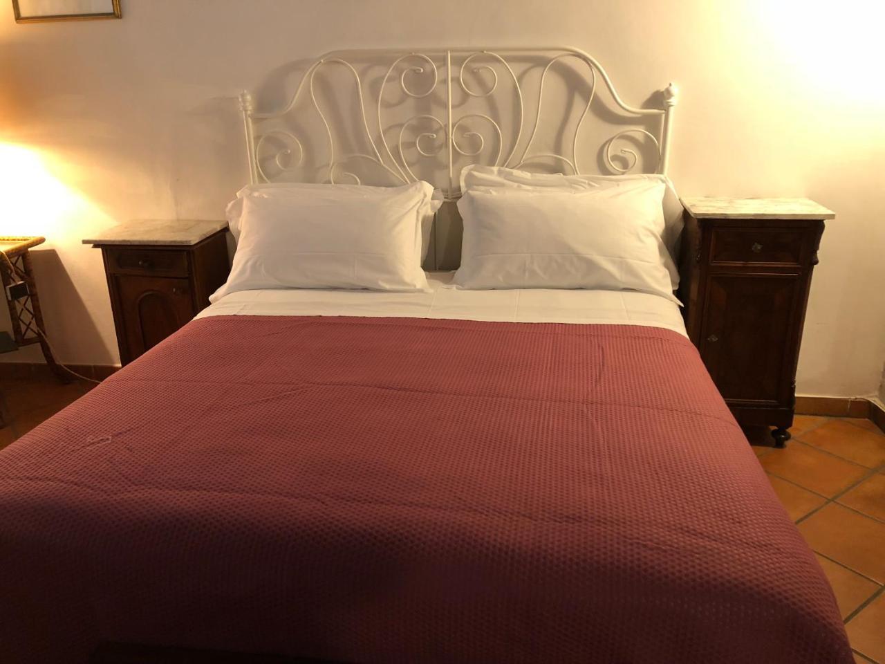 Alex Home Florence Luaran gambar
