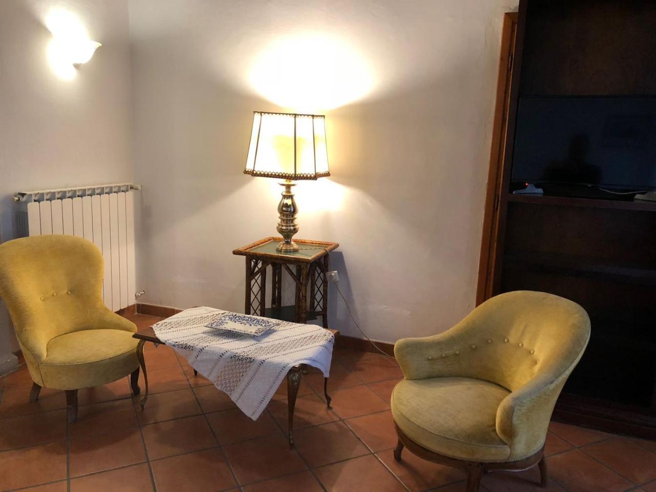 Alex Home Florence Luaran gambar
