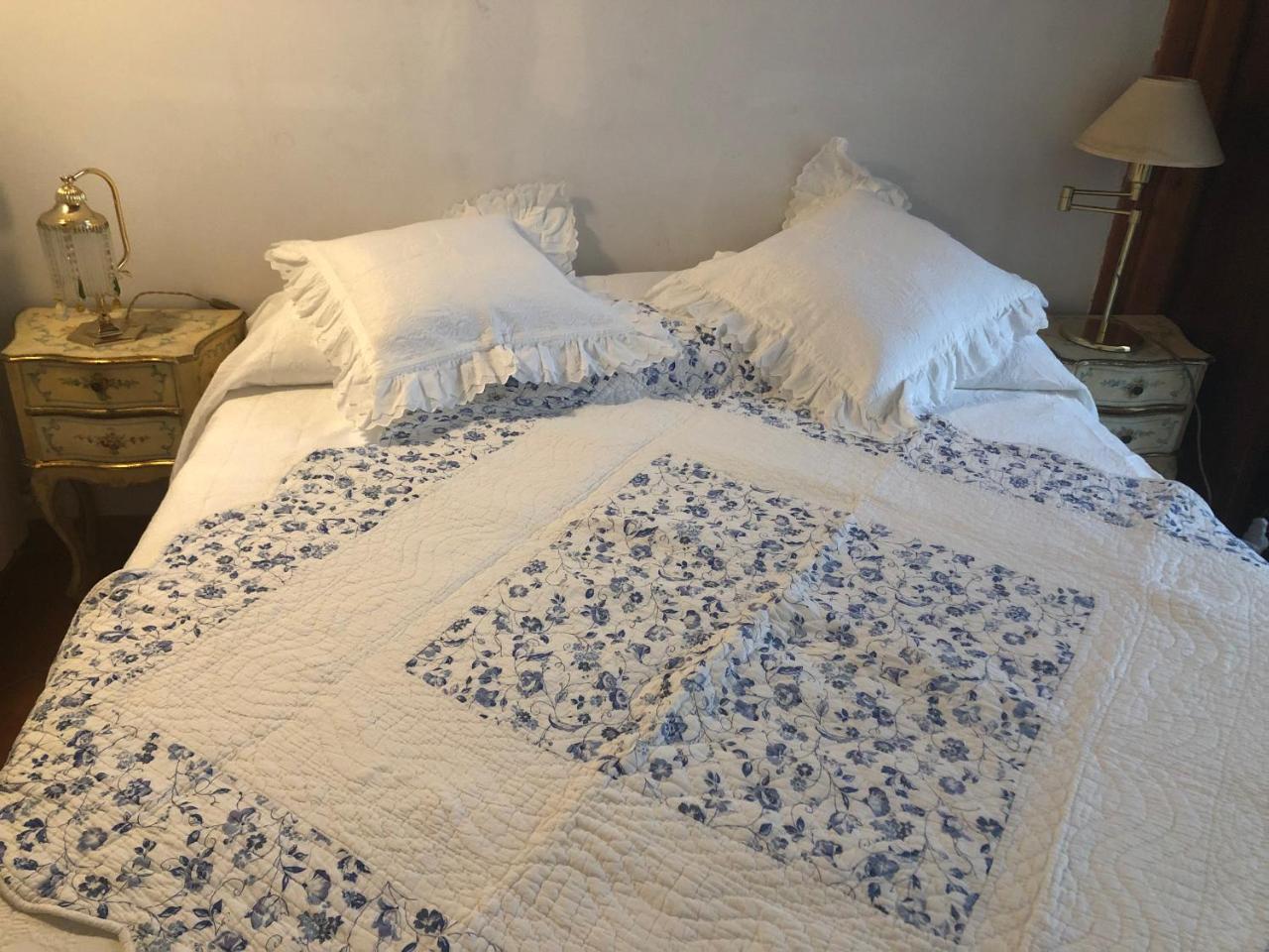 Alex Home Florence Luaran gambar